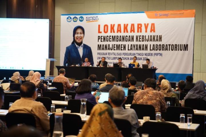 Unila Kembangkan Kebijakan Manajemen Laboratorium